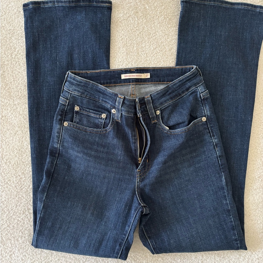 Women's Blue Jeans - Picture 4 of 9